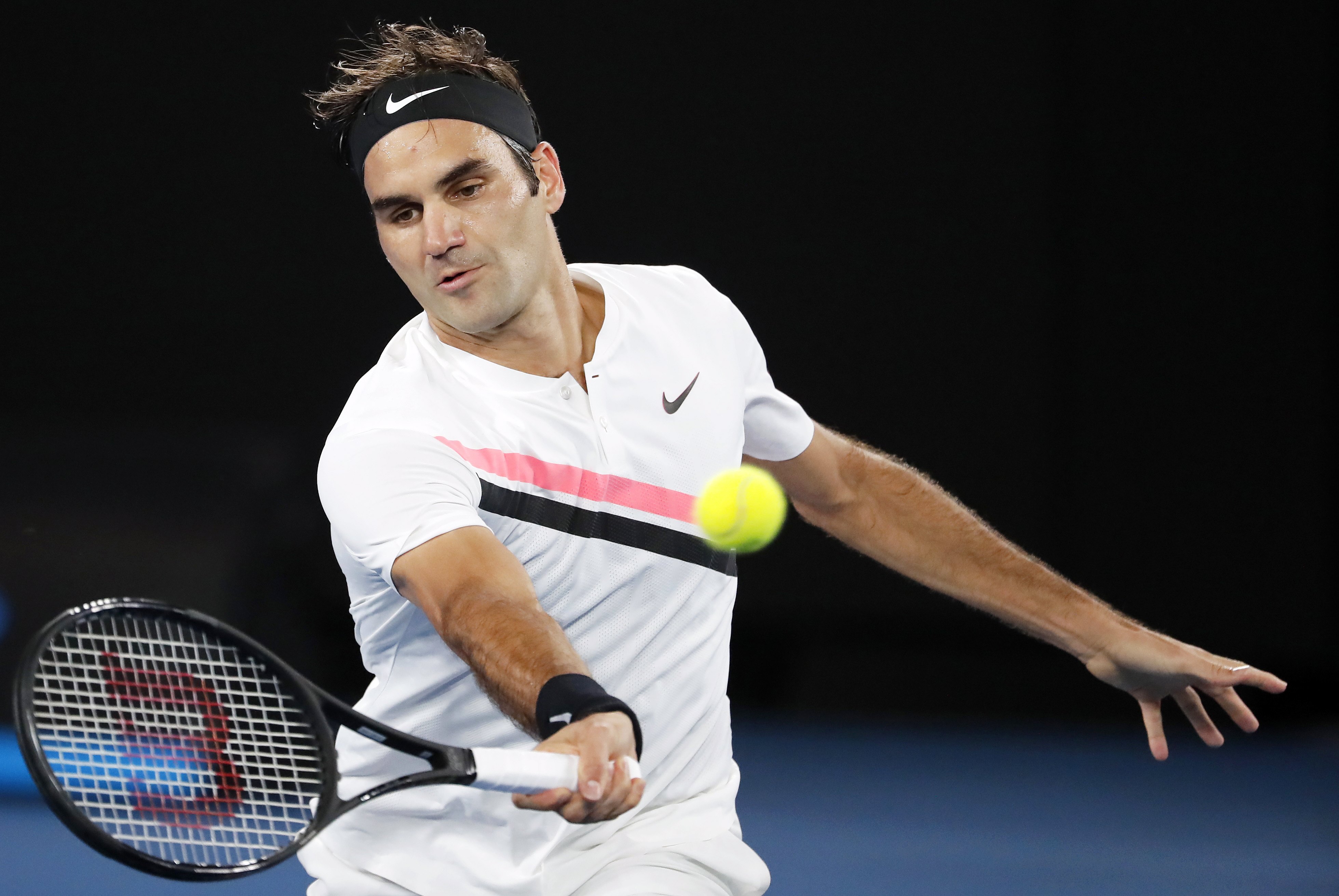 关于澳大利亚网球队翻盘美国网球队，费德勒惊艳世界的信息