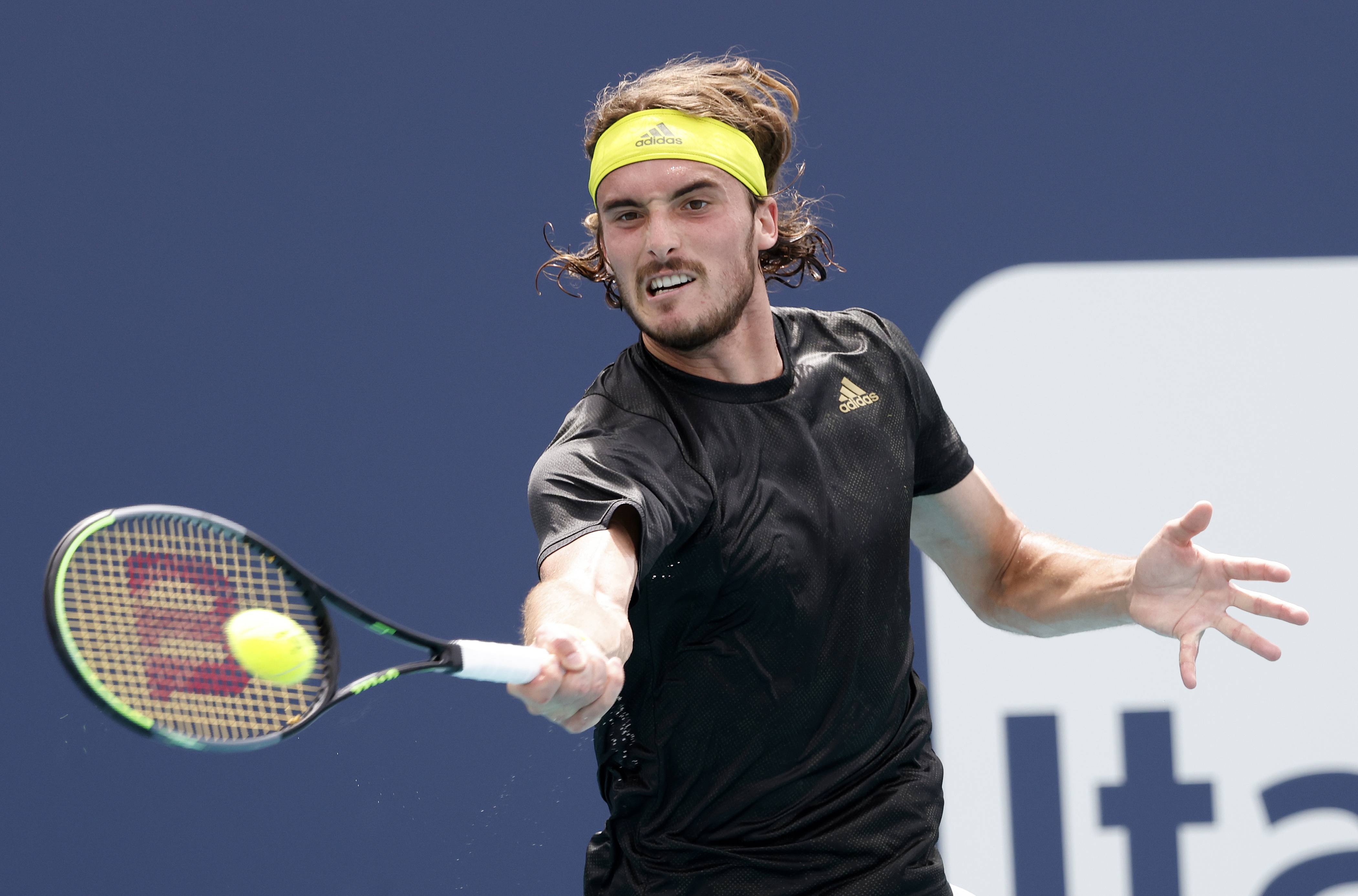 包含世界网球队轻取欧洲网球队,西西帕斯三分雨点燃全场的词条 包含世界网球队轻取欧洲网球队,西西帕斯三分雨点燃全场的词条