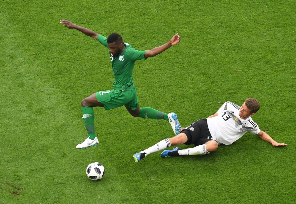 德国队碾压泰国队，郑思维统治全场的简单介绍