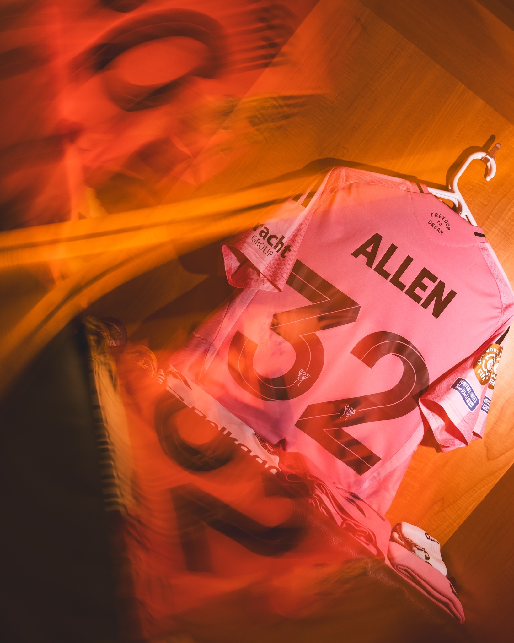 加拿大绝杀,梅西从头再战,阿尔巴尼亚暂出局 加拿大绝杀,梅西从头再战,阿尔巴尼亚暂出局