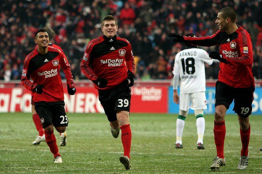 关于勒沃库森豪取胜利,成功过关晋级下一轮的信息 关于勒沃库森豪取胜利,成功过关晋级下一轮的信息