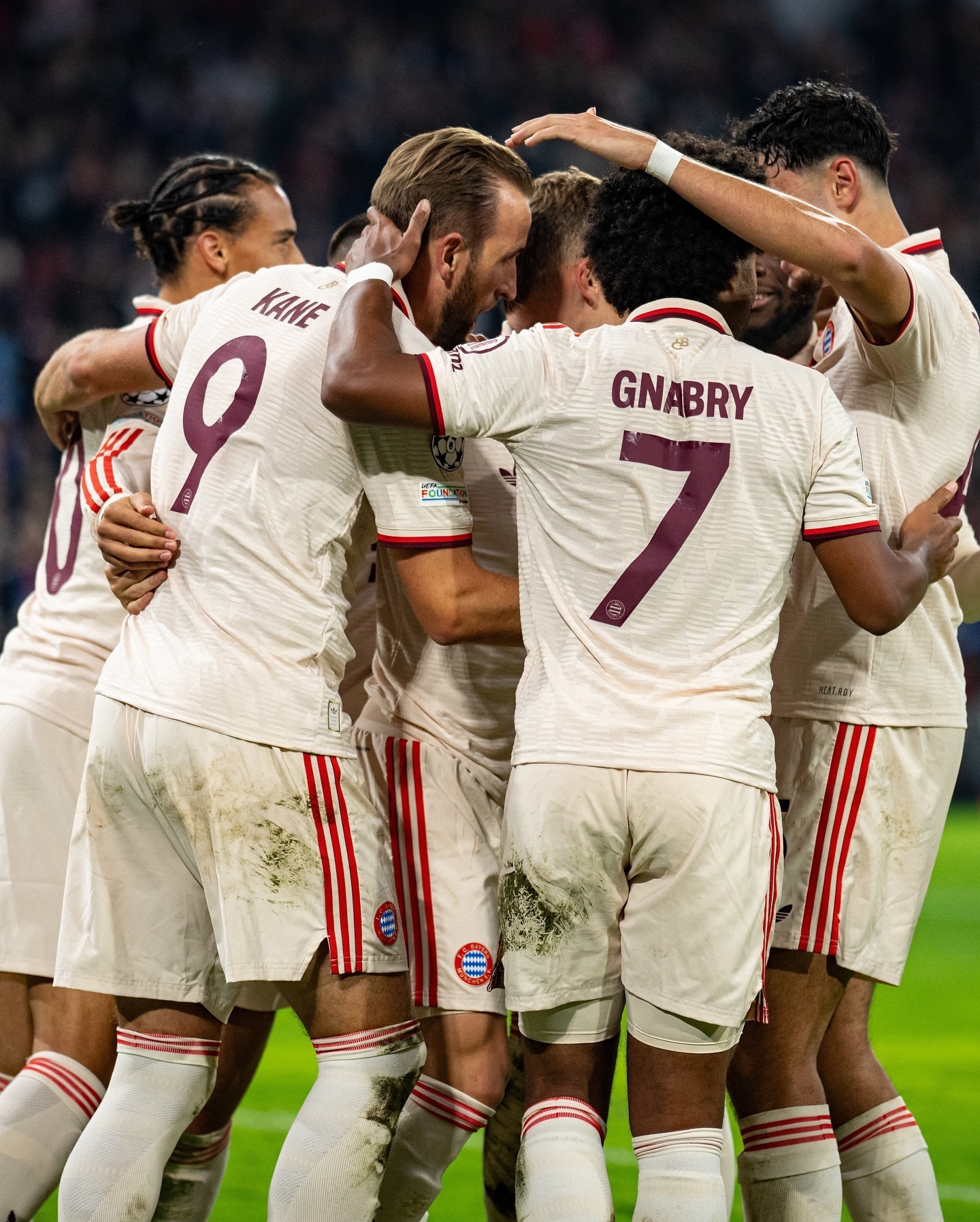 拜仁慕尼黑反杀，晋级欧冠决赛