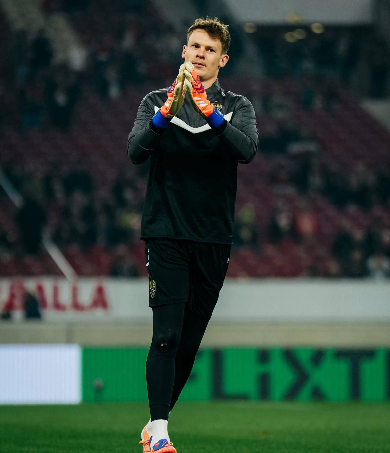 包含施图加特主场对阵不来梅渴望胜利的词条 包含施图加特主场对阵不来梅渴望胜利的词条