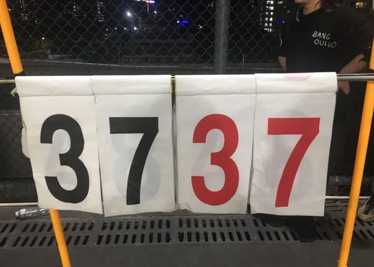 深圳队在激烈比拼中夺得悬念胜利