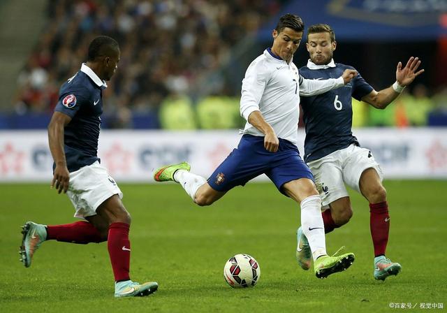 包含南特客场战胜图卢兹，提高积分的词条