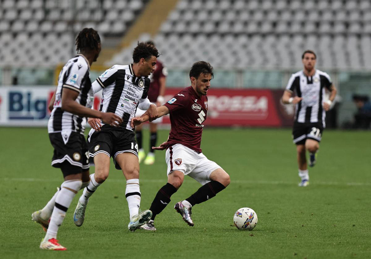 国际米兰冲击榜首,士气高昂的简单介绍 国际米兰冲击榜首,士气高昂的简单介绍