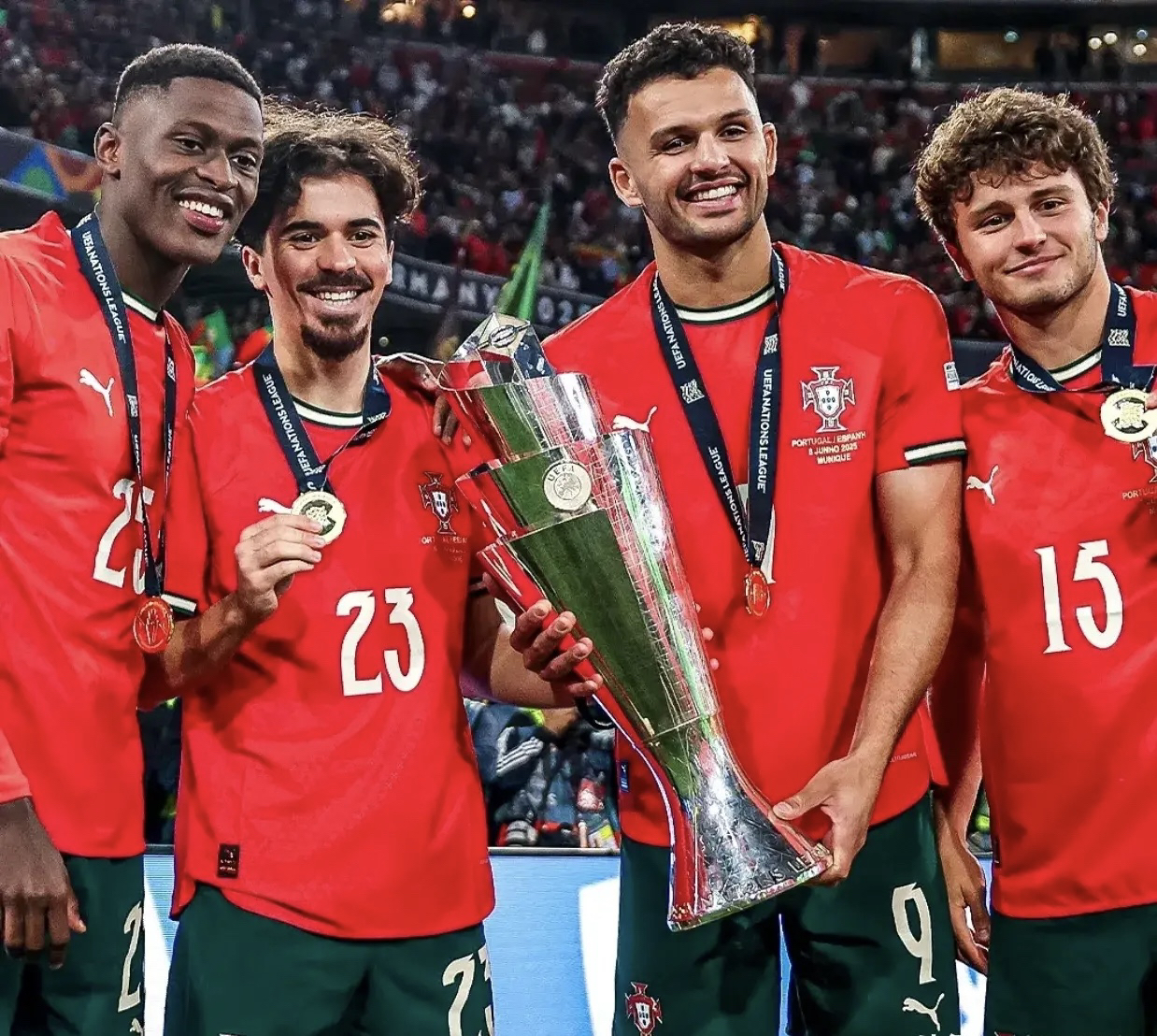 法国队完胜英格兰队，奥恰洛夫惊艳四座的简单介绍