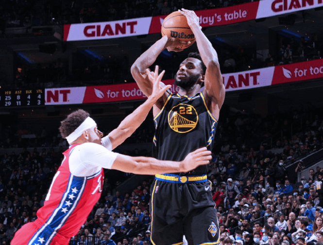 国王爆冷灰熊，萨姆·米切尔统治全场的简单介绍