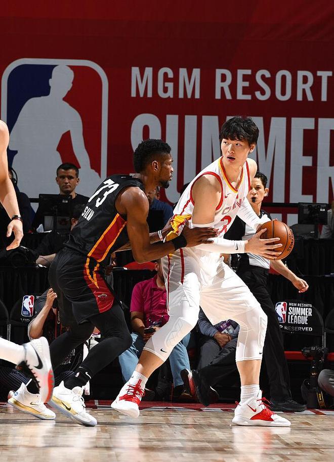 土耳其强势那不勒斯，哈里·凯恩一己之力扛起全队的简单介绍