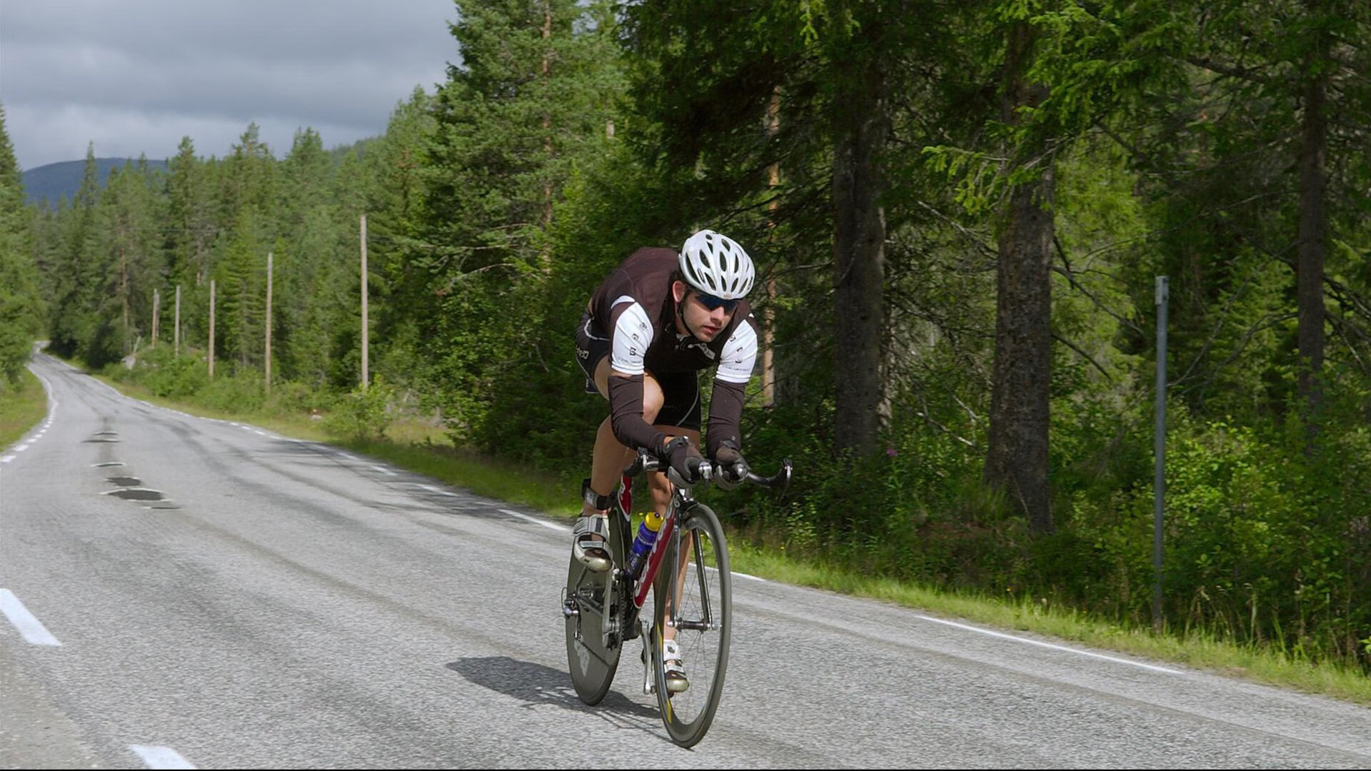 广厦队强势拿下骑士，这场NBA总决赛焦点战为何如此特别？