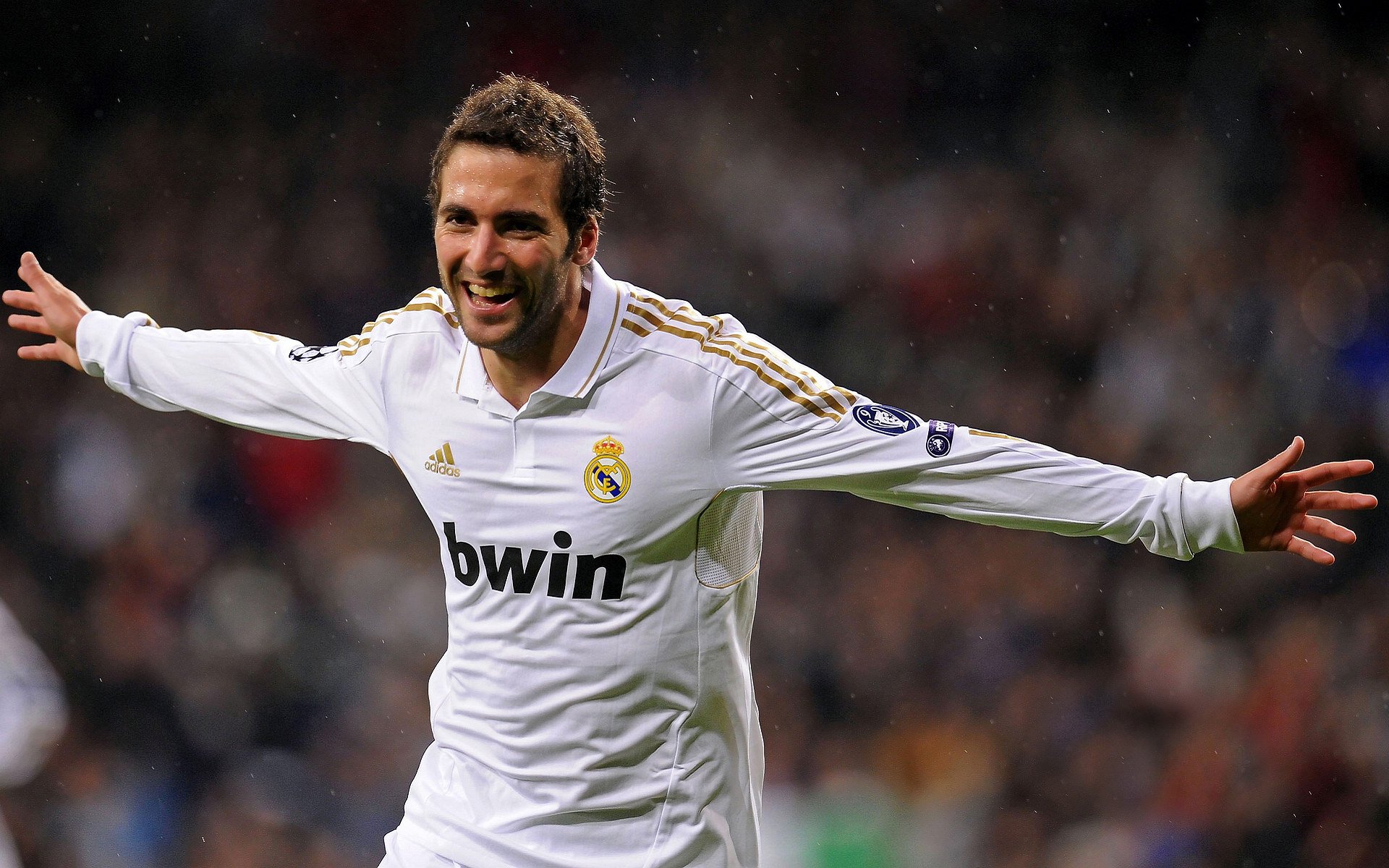 阿什拉夫爆发，拉齐奥末节带走乌克兰，一场战术与意志的双重胜利